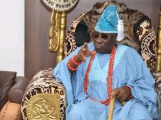 Oba Of Lagos In Trouble- EFCC Urged To Look Into His Claim That Hoodlums Stole Over $2mln and ₦17mln Kept In His Palace