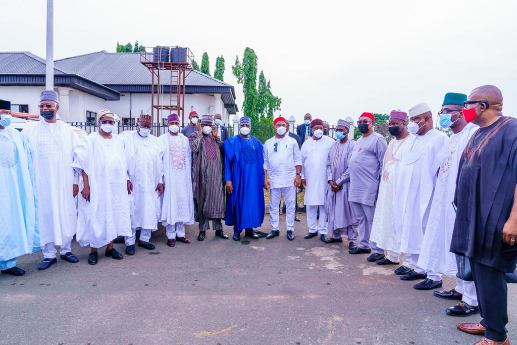 SENATE PRESIDENT LAWAN COMMISSIONS IMO BANQUET HALL, COMMENDS IMO GOVERNOR - 9NEWS NIGERIA