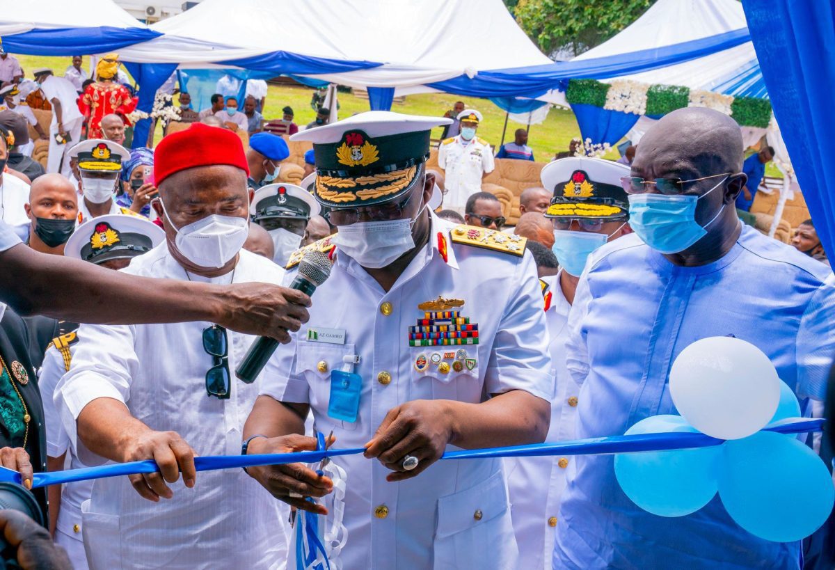 Hope Uzodinma Commends Governor Okezie Ikpeazu following the Central Bank Intervention Projects commissioning in Abia State - 9News Nigeria