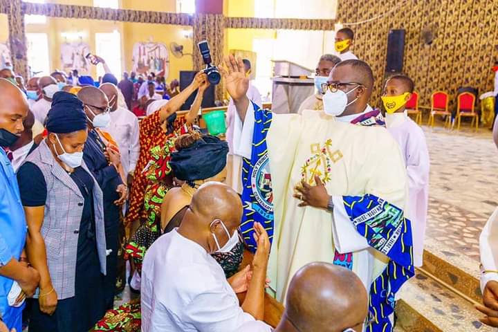 GOVERNOR HOPE UZODINMA IN CHURCH DURING EASTER MASS