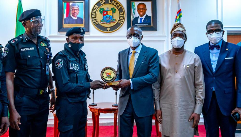 Lagos Policeman Assaulted By Civilian Receives Award From Governor Sanwo Olu