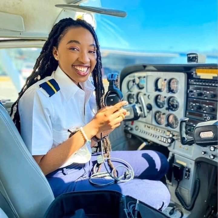 Nigeria Miracle Izuchukwu sparks the pilot trainer world with American Airlines