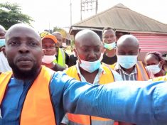 9News Nigeria Senior Imo Correspondent Observe As Umuoma Nekede kick-roll the dice on Evacuation of Waste & Refuse management in their Community