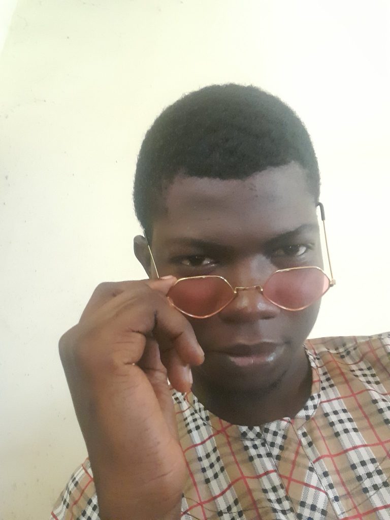  Nigerian crypto trader tweets suicide message one hour ago, netizens beg him to live - Ayomide Adeagbo