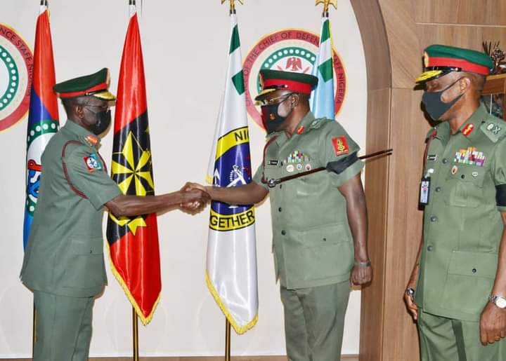 CHIEF OF DEFENCE STAFF HOSTS NEW CHIEF OF ARMY STAFF 1 2
