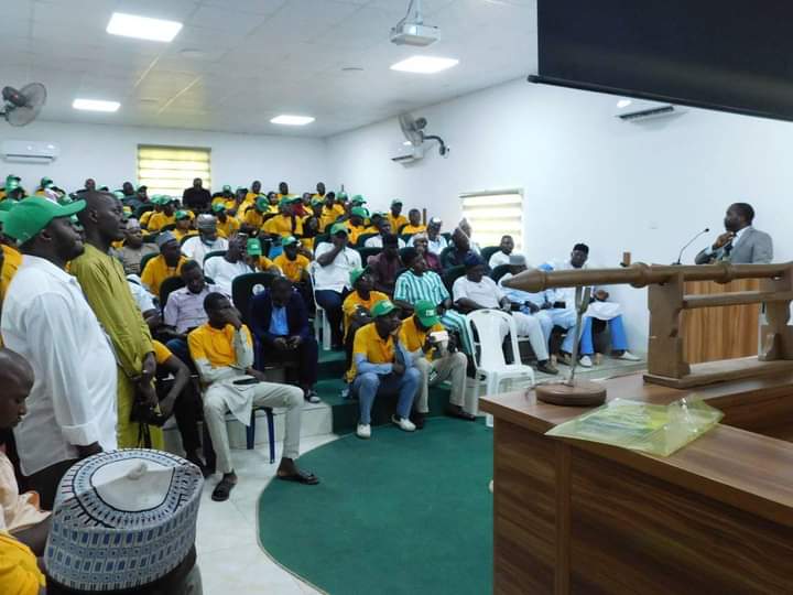 NIGERIANS REACT OVER BUHARIS ABSENCE AT COAS FUNERAL ELFON COUNSEL NIGERIANS
