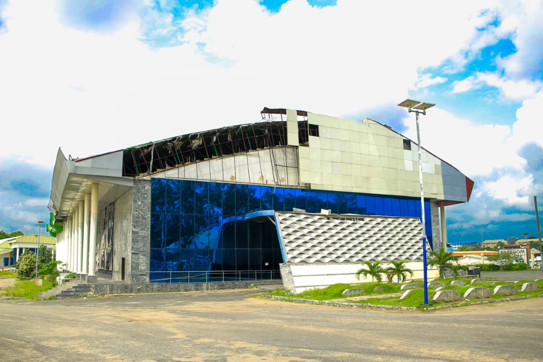 PART OF IMO INTERNATIONAL CONFERENCE CENTER IICC COLLAPSES. 1 1