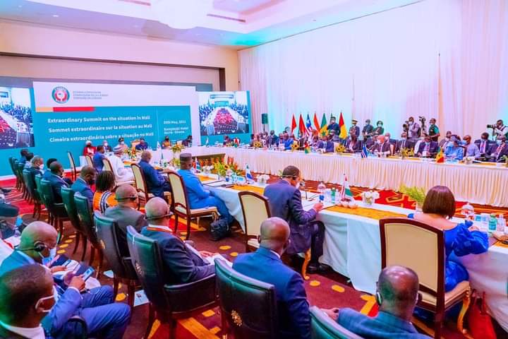 PRESIDENT BUHARI JOINS AFRICAN PRESIDENTS IN GHANA TO ADDRESS CHALLENGING ISSUES PHOTOS 6
