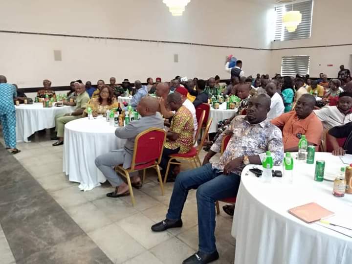 APC OWERRI WEST MEETS TO BOND STAKEHOLDERS AND PARTY MEMBERS 1 2