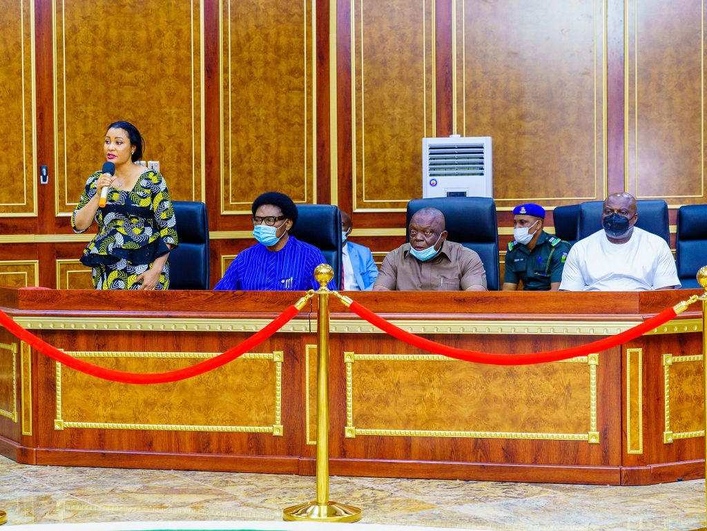 GOVERNOR HOPE UZODIMMA INAUGURATES IMO STATE COVID 19 ACTION AND ECONOMIC STIMULUS COMMITTEE. 1 5