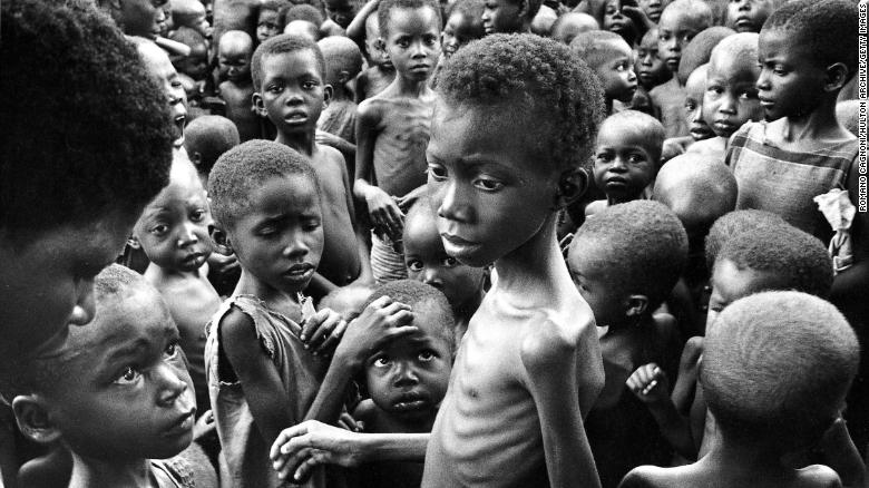 A group of emaciated children during the civil war in Biafra (now part of Nigeria), 1970. (Photo by Romano Cagnoni/Hulton Archive/Getty Images)