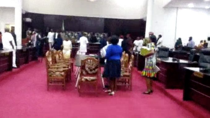 BREAKING: Gunshots Among Imo State House Members Over Removal of House Members (Video)