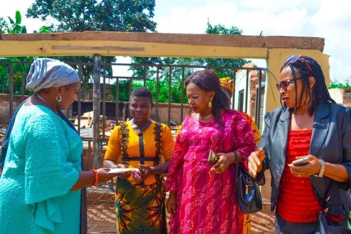 IMO FIRST LADY BARR. MRS UZODINMA FETES IMO WIDOW THROUGH HER PET PROJECT 22GOOD HOPE FLOURISH FOUNDATION22 GHFF.