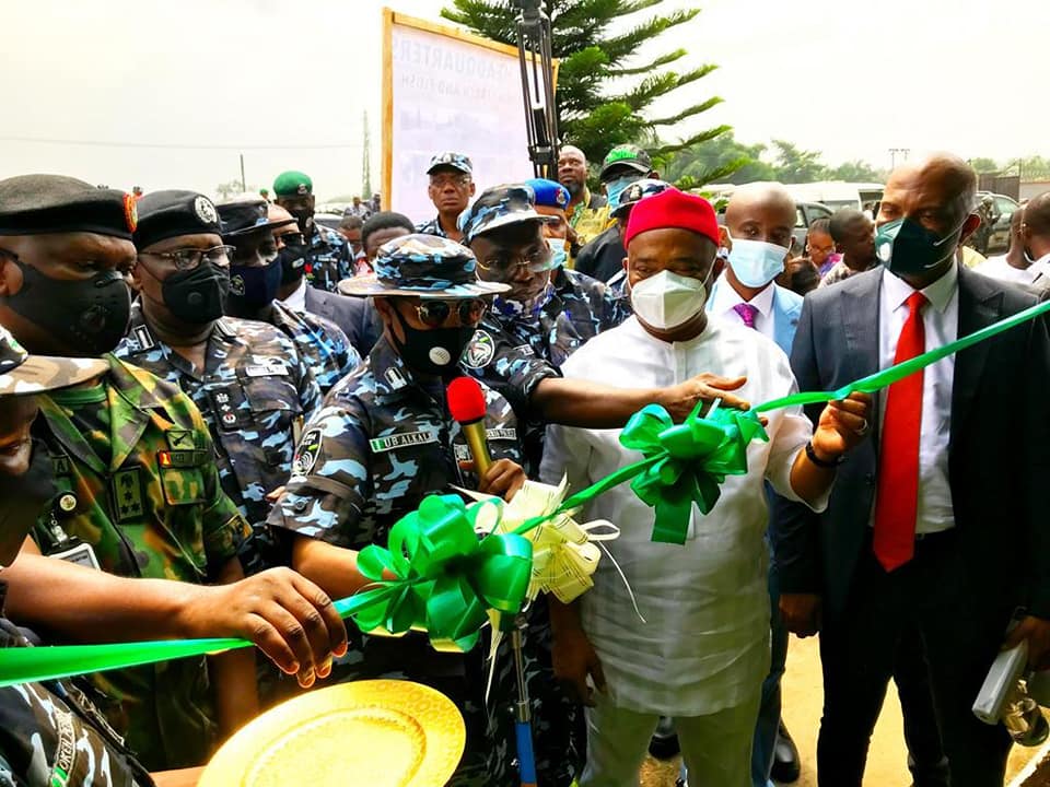 UZODINMA PAID CONDOLENCES TO NIGERIAN ARMY 34 ARTILLERY BRIGADE OBINZE AND THE NIGERIAN AIRFORCE 211 QUICK RESPONSE TEAM NAZE. 1 2