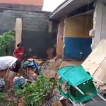 FEAR GRIPS OCCUPANTS AS HEAVY FLOODS RAISE DOWN BUILDINGS IN NEKEDE OWERRI