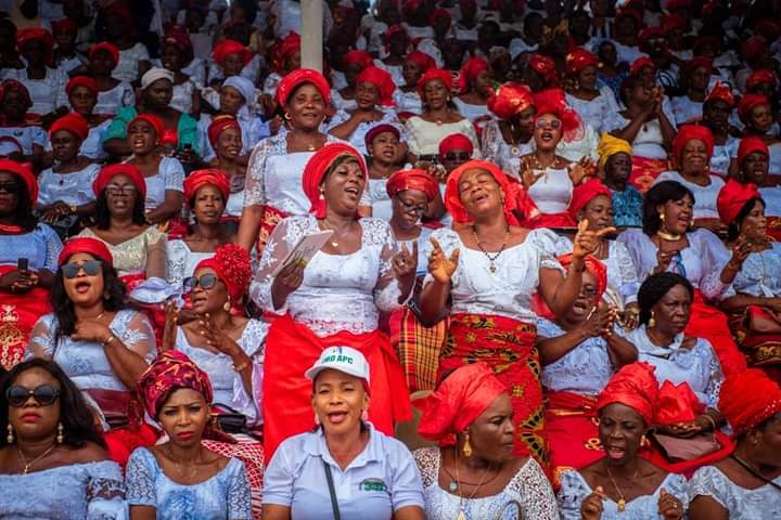 Sudden outburst of Imo women at the just concluded grand finale of their August converge in Owerri