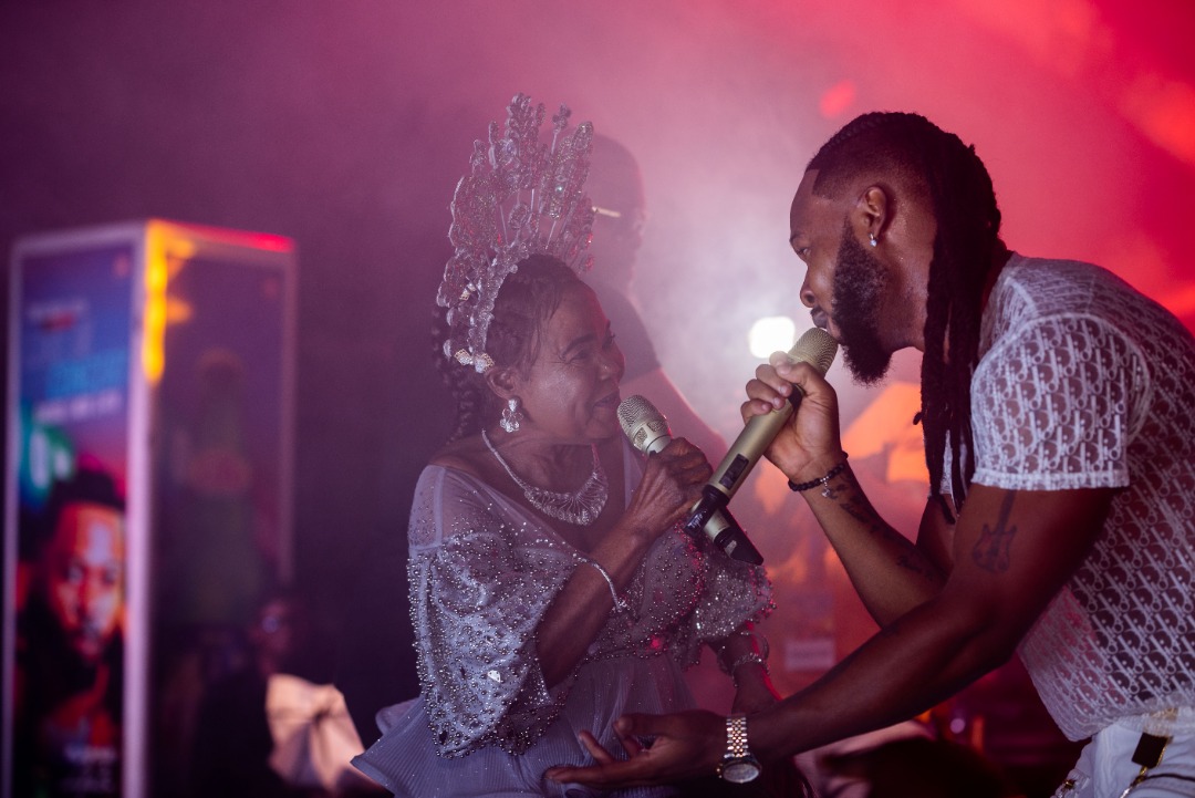 Enugu Progress Tour- Flavour of Africa, Queen Theresa Onuorah thrill Consumers at Life Continental Lager Concert - 9News Nigeria