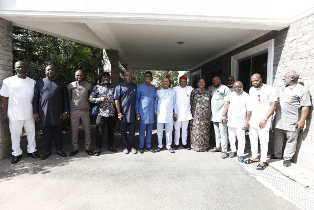 PDP Leaders Led by Nat'l Sec, Sam Anyanwu visits Orji Kalu 