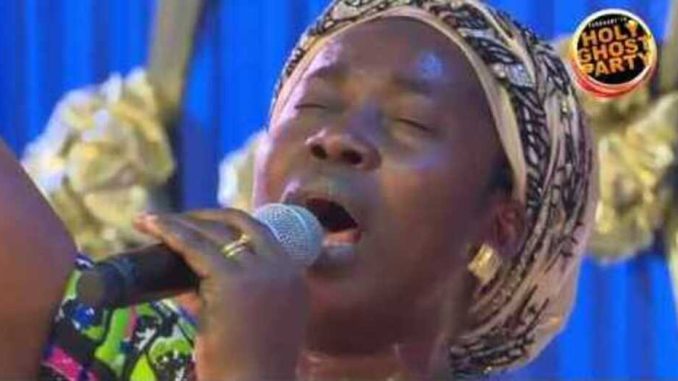 Gospel Singer Osinachi Nwachukwu - Ekwueme