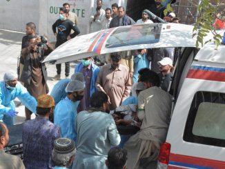 Suicide blast in Pakistan kills 52