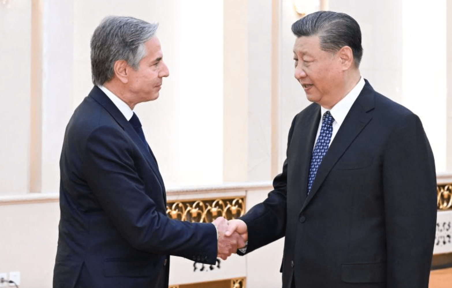 Chinese President Xi meets U.S. secretary of state in Beijing