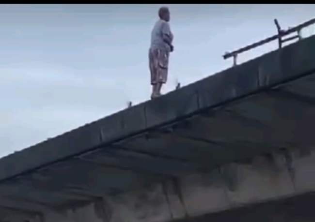 A Young Lady Jumps Down From Flyover In Delta State