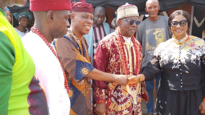 Nekede Polytechnic rector, Igbokwe pays community familiarization visit to HRH Eze Omadike