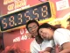 1C6021650 pb 130214 record breaking kiss jsw 01