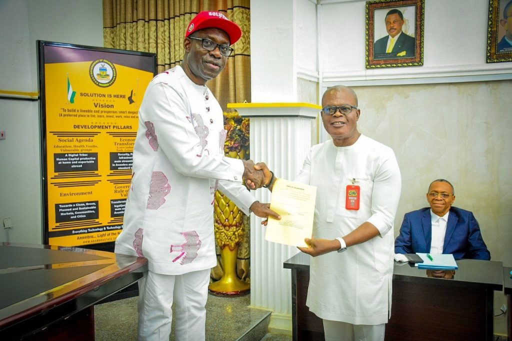 Anambra State Governor Prof Chukwuma Charles Soludo swears in Mr Ken Okwuchukwu Emekakayi as the Special Adviser on Community Security 9News Nigeria Anambra State Governor Prof Chukwuma Charles Soludo swears in Mr Ken Okwuchukwu Emekakayi as the Special Adviser on Community Security