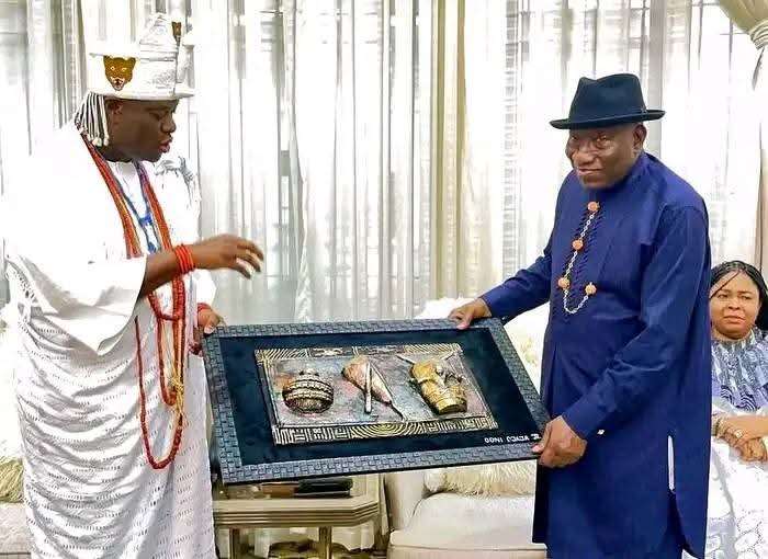 PHOTOS!! Ooni Of Ife Pays Historic Visit To Goodluck Jonathan In Yenagoa 2 IMG 20250502 WA01661 1