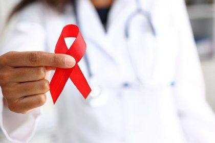 how long can you live with hiv 1